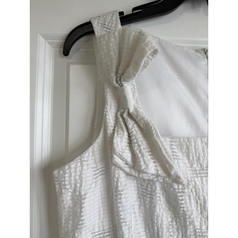 Danny & Nicole Women's White Sleeveless Lined Mini Dress Size 12 - Picture 2 of 10